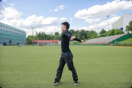 Иллюстрация к книге — Идеальная осанка [i_016.jpg]