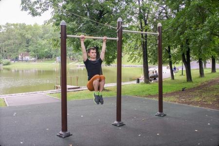 Иллюстрация к книге — Идеальная осанка [i_085.jpg]