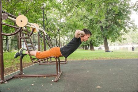 Иллюстрация к книге — Идеальная осанка [i_092.jpg]