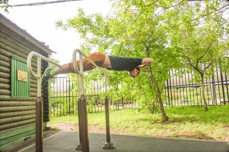 Иллюстрация к книге — Идеальная осанка [i_093.jpg]