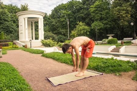 Иллюстрация к книге — Идеальная осанка [i_121.jpg]