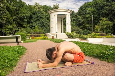 Иллюстрация к книге — Идеальная осанка [i_135.jpg]