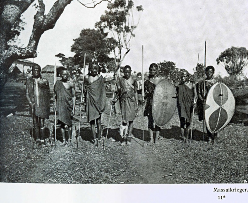 Иллюстрация к книге — Дорога за горизонт [i_017.jpg]