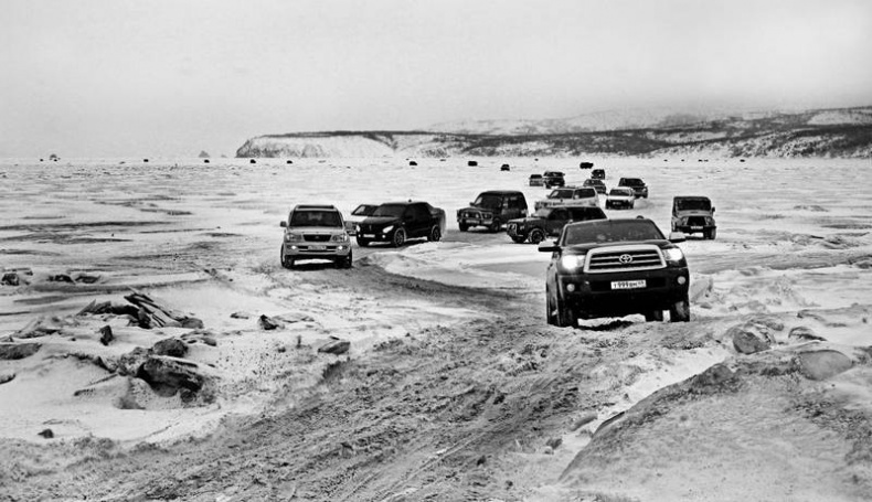 Иллюстрация к книге — Кристалл в прозрачной оправе [i_002.jpg]