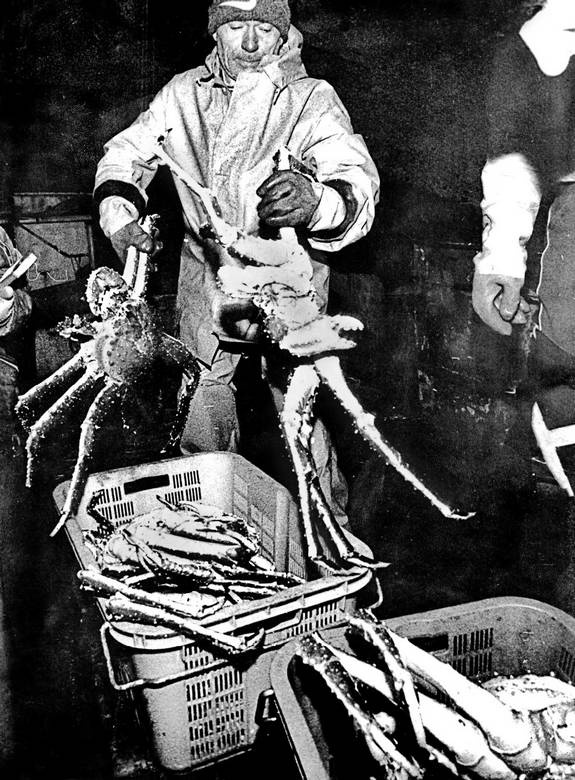 Иллюстрация к книге — Кристалл в прозрачной оправе [i_006.jpg]