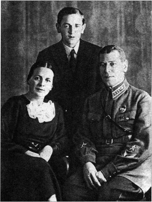 Иллюстрация к книге — Воспоминания о службе [ris_26_1.jpg]