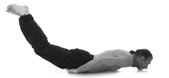 Иллюстрация к книге — Йога за 10 минут. Упражнения, которые вернут бодрость, омолодят тело, предотвратят болезни! [i_194.jpg]