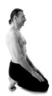 Иллюстрация к книге — Йога за 10 минут. Упражнения, которые вернут бодрость, омолодят тело, предотвратят болезни! [i_294.jpg]