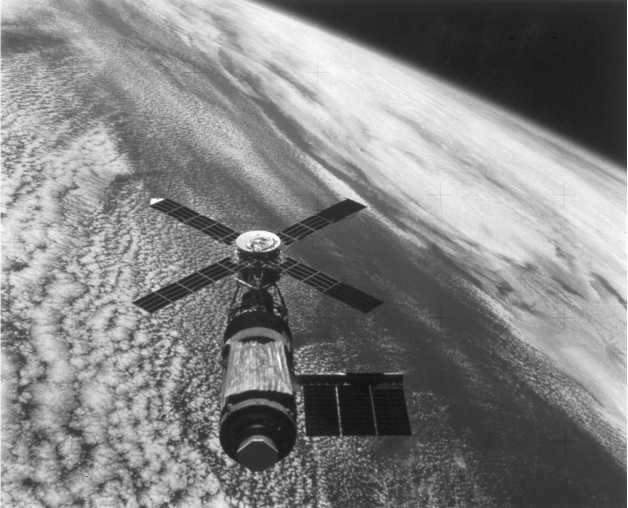 Иллюстрация к книге — Последний космический шанс [i_032.jpg]