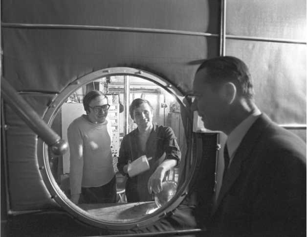 Иллюстрация к книге — Последний космический шанс [i_074.jpg]