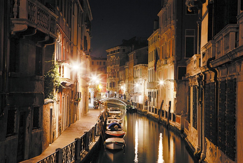 Иллюстрация к книге — Амальгама [i_024.jpg]