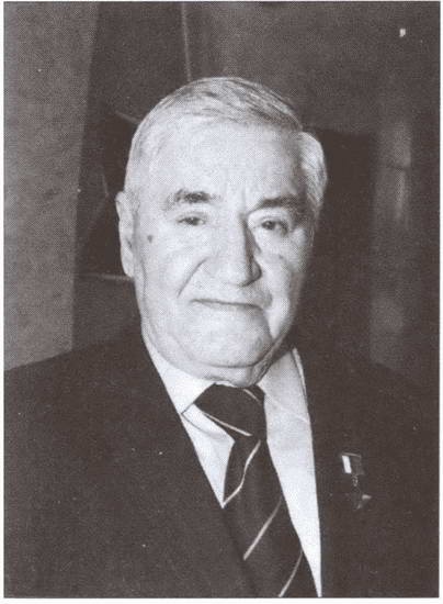 Иллюстрация к книге — Житейская правда разведки [i_038.jpg]