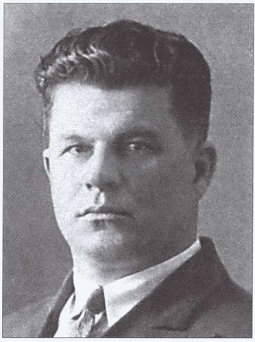 Иллюстрация к книге — С них начиналась разведка [i_030.jpg]