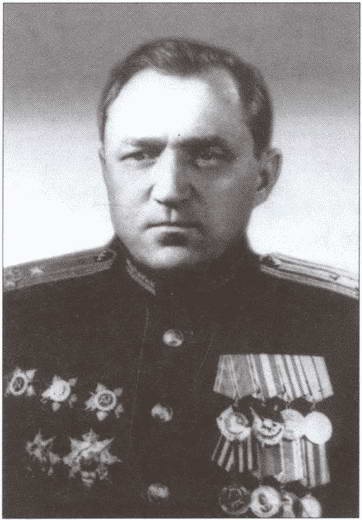 Иллюстрация к книге — С них начиналась разведка [i_047.jpg]