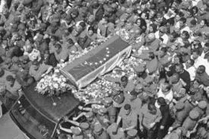 Иллюстрация к книге — Команданте Чавес. Его боялась Америка [i_047.jpg]