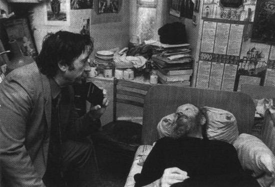 Иллюстрация к книге — Человек с яйцом. Жизнь и мнения Александра Проханова [i_069.jpg]