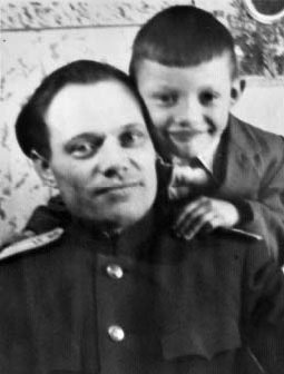 Иллюстрация к книге — Золотые звезды "Альфы" [i_009.jpg]