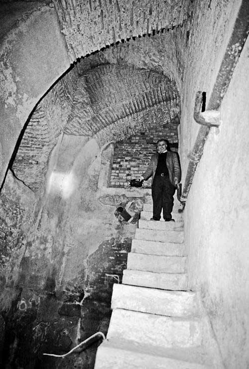 Иллюстрация к книге — Тайна Колизея [i_051.jpg]