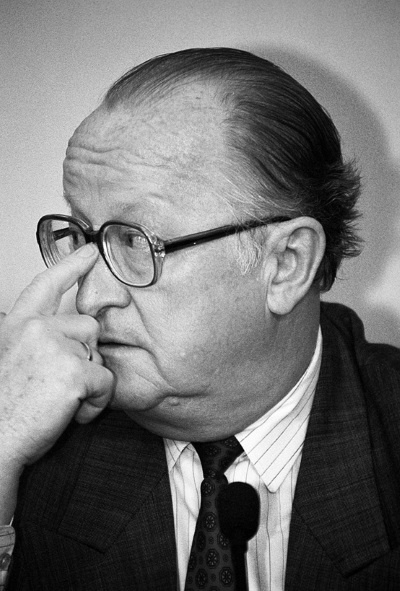 Иллюстрация к книге — Великая тайна денег. Подлинная история финансового рабства [i_014.jpg]