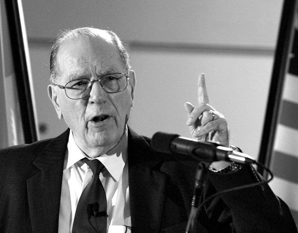 Иллюстрация к книге — Великая тайна денег. Подлинная история финансового рабства [i_017.jpg]