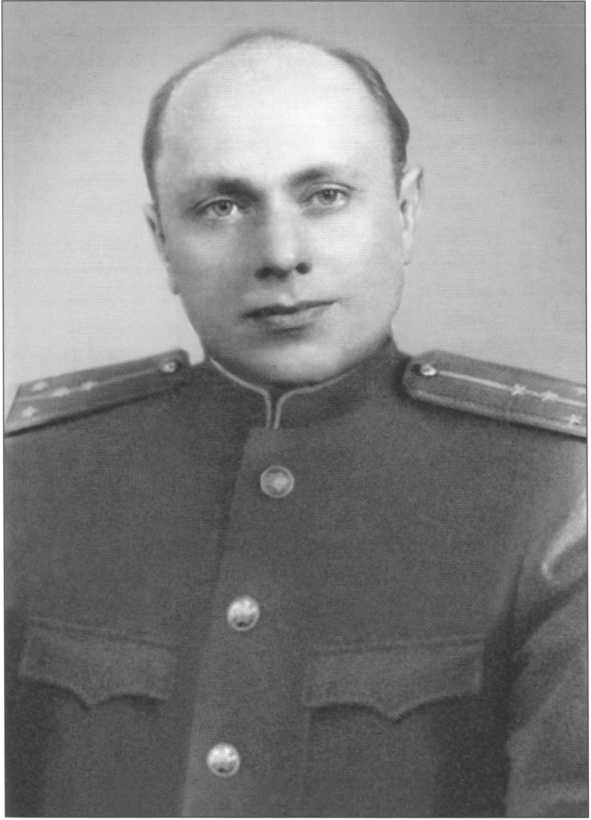 Иллюстрация к книге — Подлинная история "Майора Вихря" [i_003.jpg]