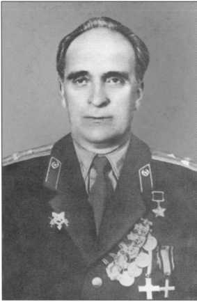 Иллюстрация к книге — Подлинная история "Майора Вихря" [i_016.jpg]