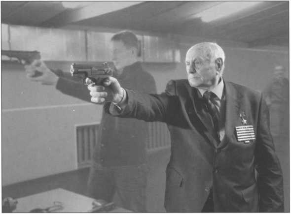 Иллюстрация к книге — Подлинная история "Майора Вихря" [i_031.jpg]