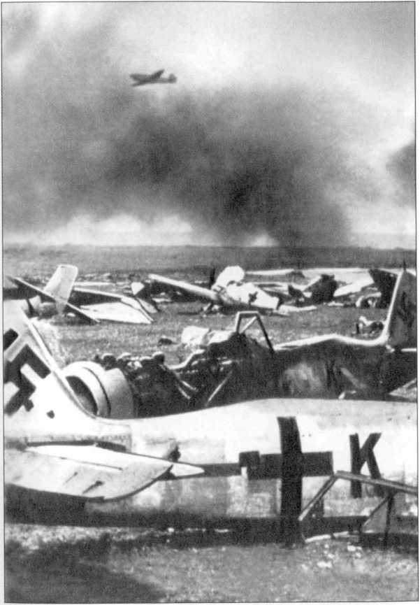 Иллюстрация к книге — Без права на ошибку. Книга о военной разведке. 1943 год [image12.jpg]