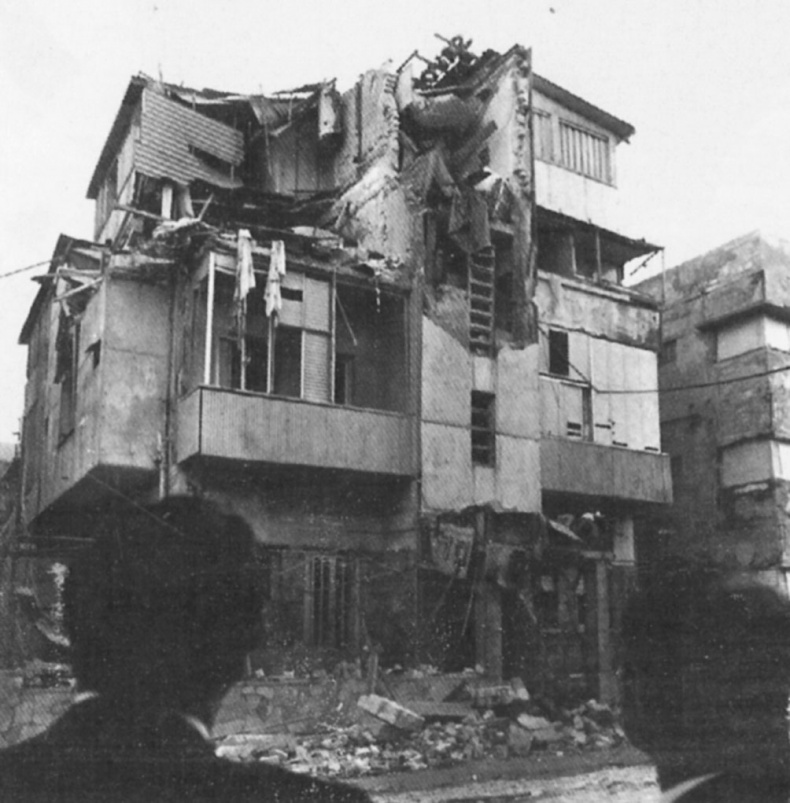 Иллюстрация к книге — Миссия выполнима. Удары израильского спецназа [_35.jpg]