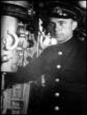 Иллюстрация к книге — Маринеско Александр Иванович [i_036.jpg]