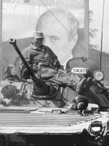 Иллюстрация к книге — Сердюков гейт. Мебель, женщины, миллиарды. Жизнь и нравы вредителей XXI века [i_028.jpg]