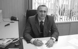 Иллюстрация к книге — Сердюков гейт. Мебель, женщины, миллиарды. Жизнь и нравы вредителей XXI века [i_096.jpg]