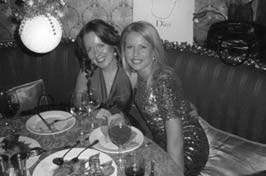 Иллюстрация к книге — Сердюков гейт. Мебель, женщины, миллиарды. Жизнь и нравы вредителей XXI века [i_107.jpg]