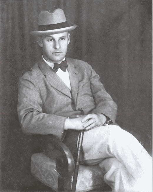 Иллюстрация к книге — Шпионский Токио [i_001.jpg]