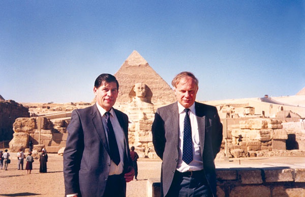 Иллюстрация к книге — Тайны Конторы. Жизнь и смерть генерала Шебаршина [_15.jpg]