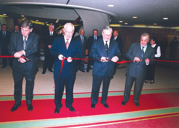 Иллюстрация к книге — Тайны Конторы. Жизнь и смерть генерала Шебаршина [_3.jpg]