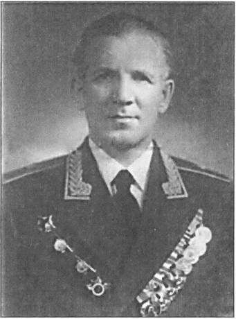 Иллюстрация к книге — "Венгерская рапсодия" ГРУ [i_029.jpg]