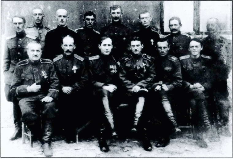 Иллюстрация к книге — ОГПУ против РОВС. Тайная война в Париже. 1924-1939 гг. [i_057.jpg]