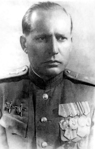 Иллюстрация к книге — Информаторы Сталина: Неизвестные операции советской военной разведки. 1944-1945 [i_019.jpg]