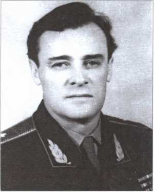 Иллюстрация к книге — Начальник внешней разведки. Спецоперации генерала Сахаровского [i_007.jpg]