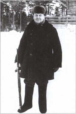 Иллюстрация к книге — Начальник внешней разведки. Спецоперации генерала Сахаровского [i_015.jpg]