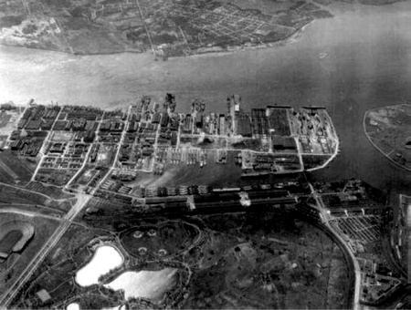 Иллюстрация к книге — Лучи смерти. Из истории геофизического, пучкового, климатического и радиологического оружия [i_028.jpg]