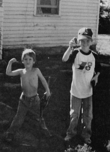 Иллюстрация к книге — Американский снайпер. Автобиография самого смертоносного снайпера XXI века [i_003.jpg]