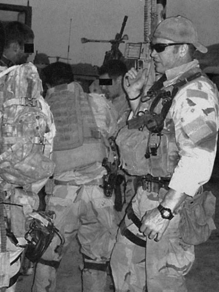 Иллюстрация к книге — Американский снайпер. Автобиография самого смертоносного снайпера XXI века [i_015.jpg]