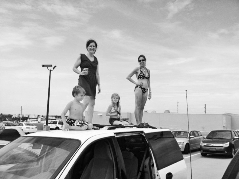 Иллюстрация к книге — Пока не сказано «прощай». Год жизни с радостью [i_004.jpg]