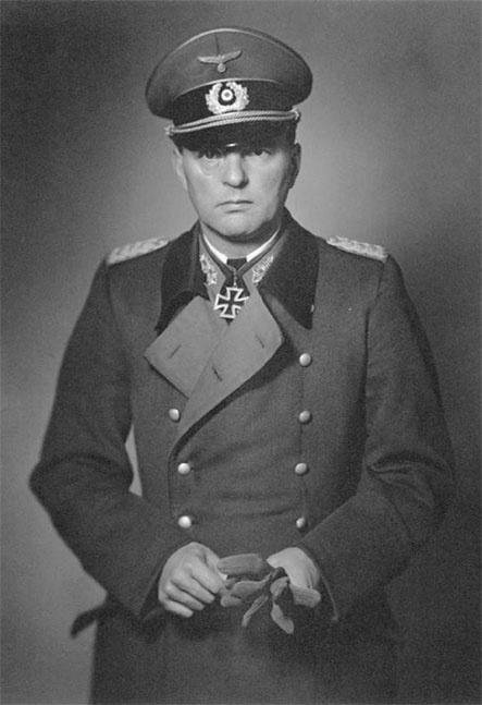 Иллюстрация к книге — РННА. Враг в советской форме [i_006.jpg]