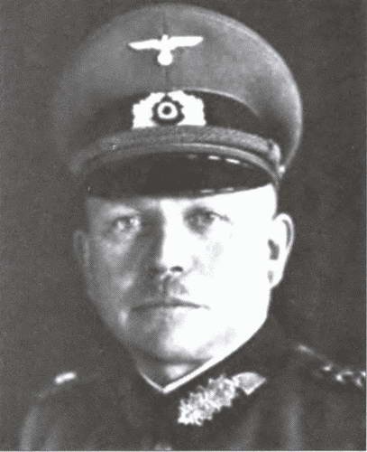 Иллюстрация к книге — Накануне 22 июня. Был ли готов Советский Союз к войне? [i_025.jpg]