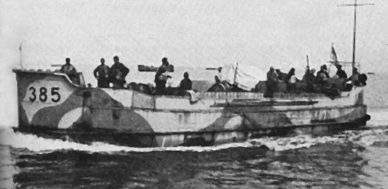 Иллюстрация к книге — Черноморский флот в Великой Отечественной войне. Краткий курс боевых действий [i_079.jpg]