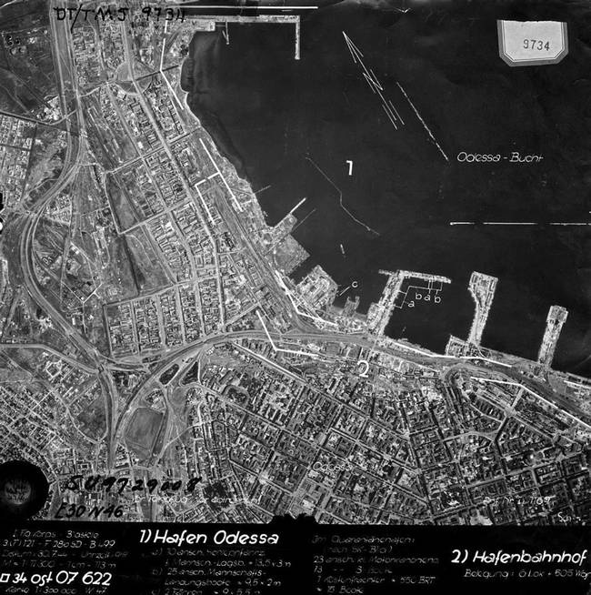 Иллюстрация к книге — Черноморский флот в Великой Отечественной войне. Краткий курс боевых действий [i_096.jpg]