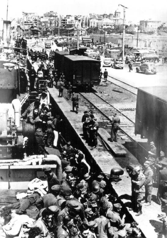 Иллюстрация к книге — Черноморский флот в Великой Отечественной войне. Краткий курс боевых действий [i_110.jpg]